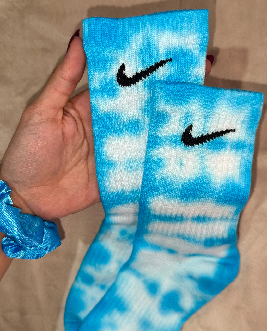 Calzini Nike Tie Dye personalizzati colorazione Cielo Celeste 