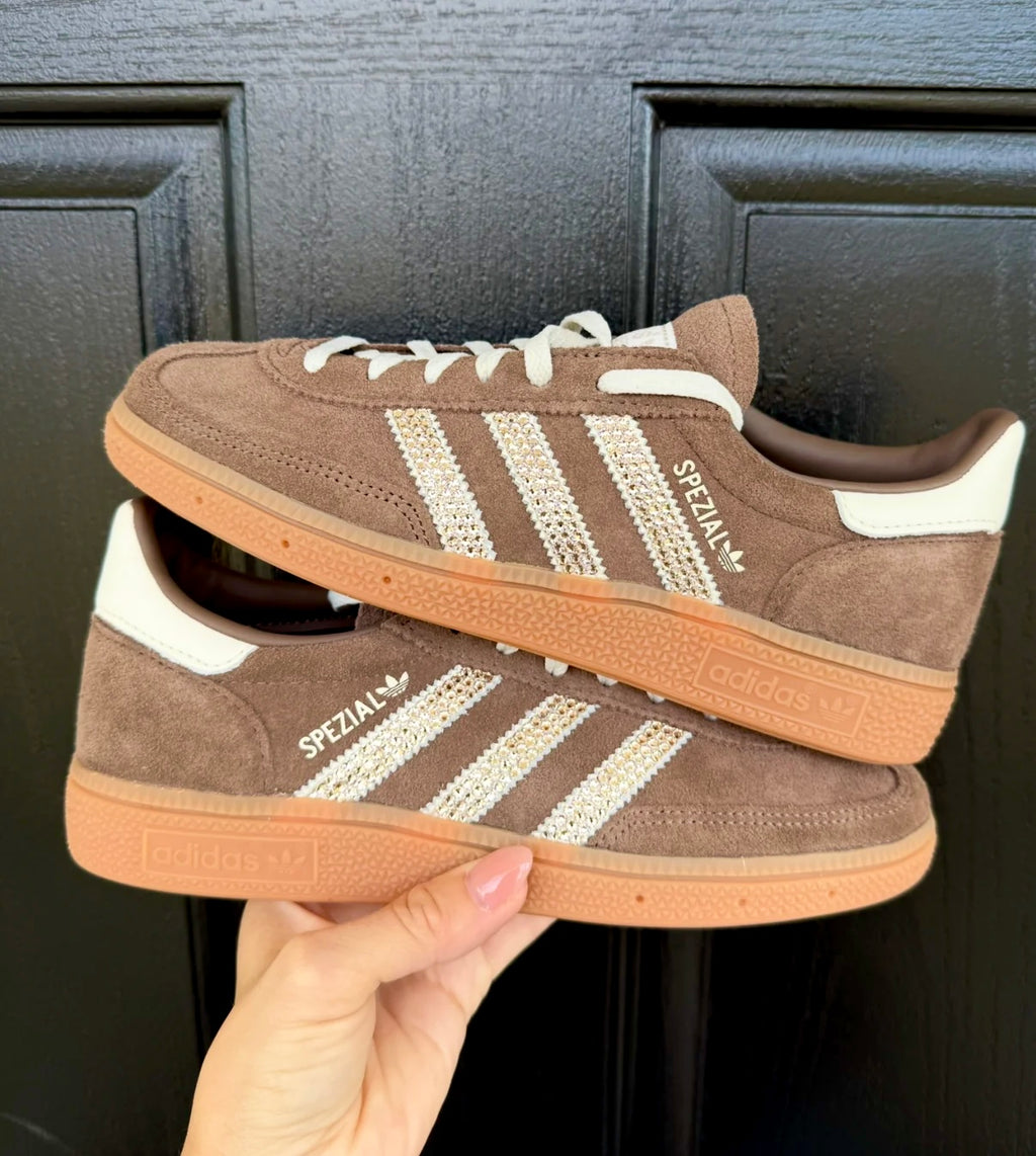Adidas Spezial Earth Brown personalizzata con Brillantini argento