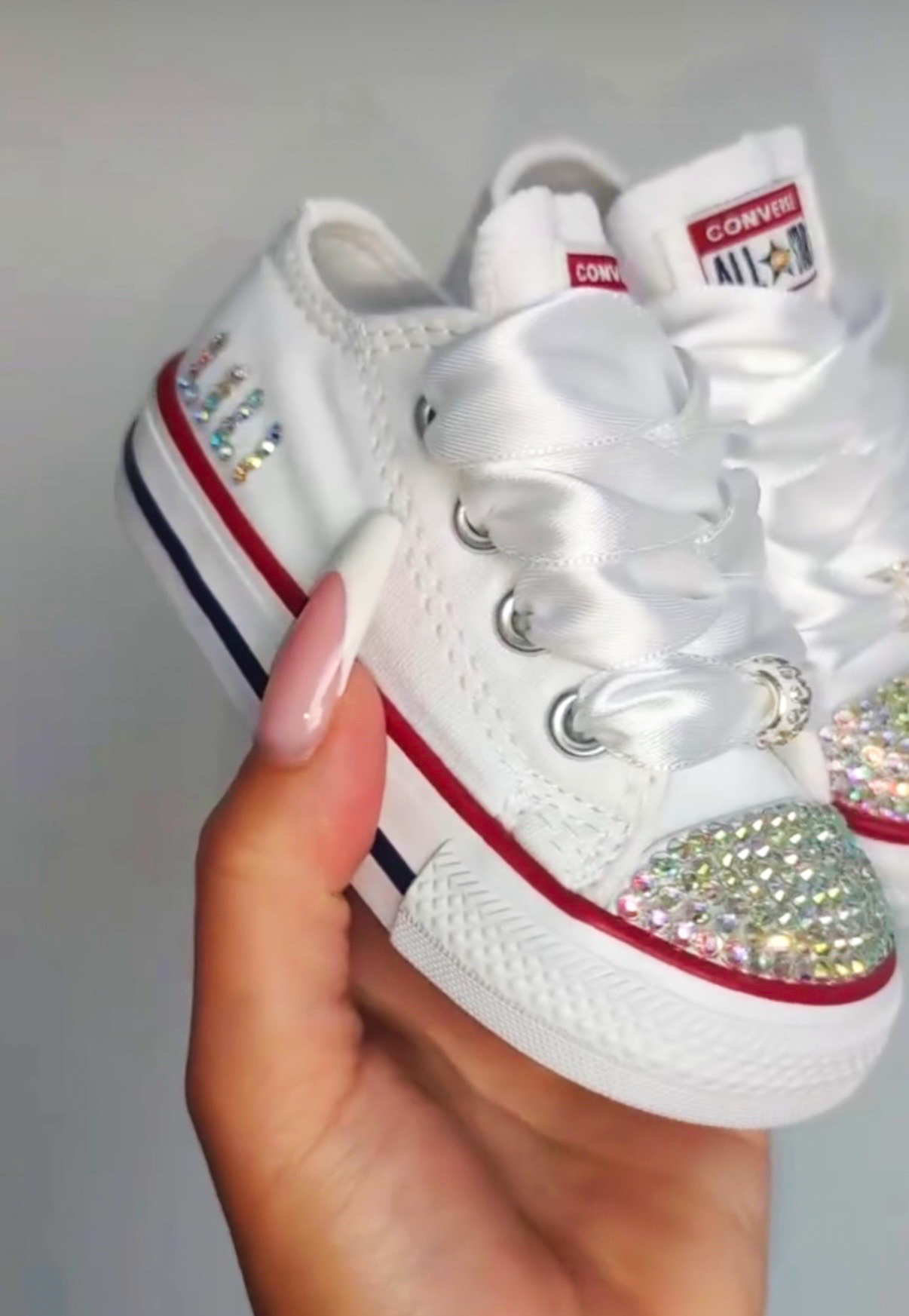 Converse All Star Low bianche da bambina personalizzate con brillantini e nome 