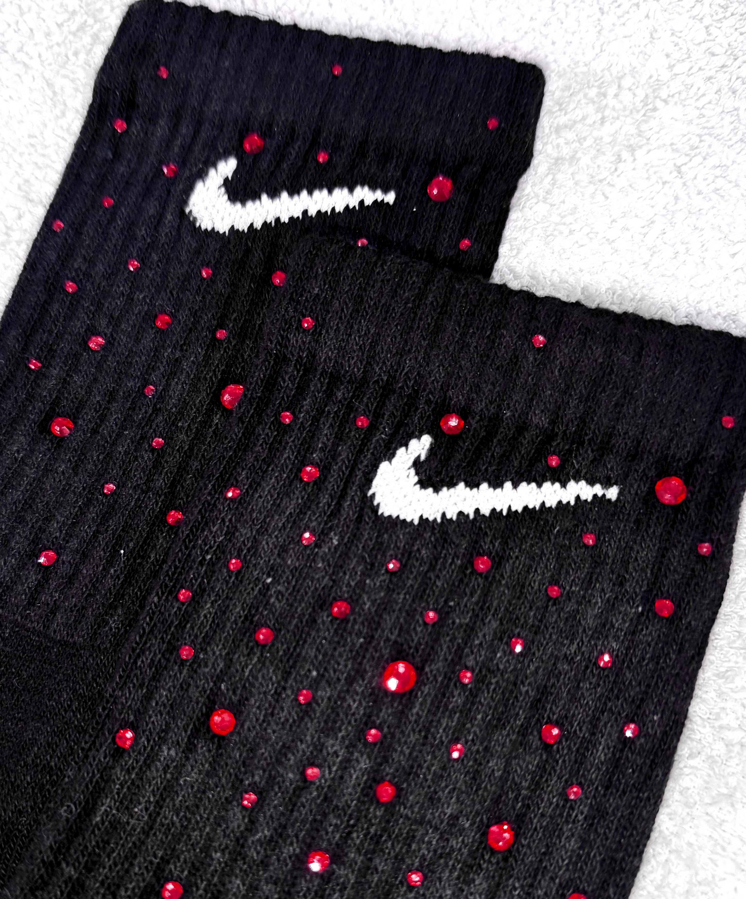 Calzini Nike neri con brillantini rossi