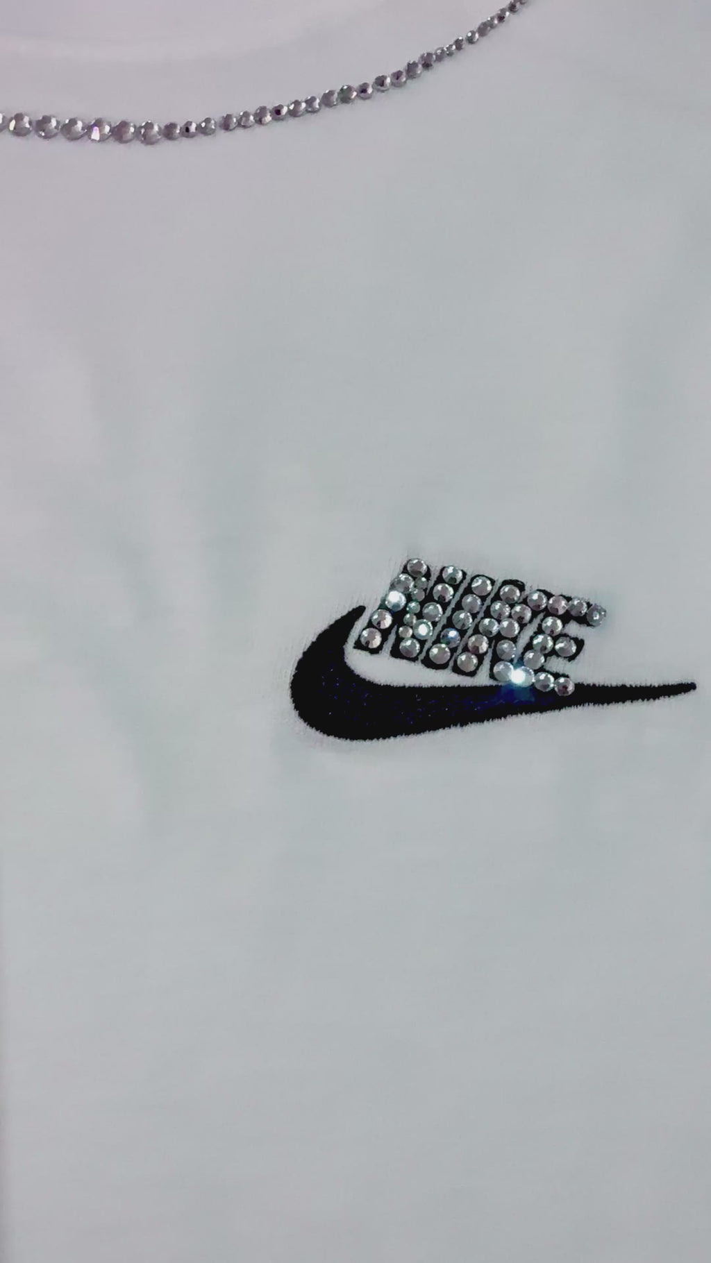 T-Shirt Nike Diamond - Collier Swoosh